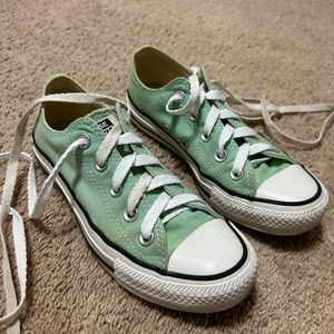 Light Aqua/Mint Converse Women’s 5/Mens 3